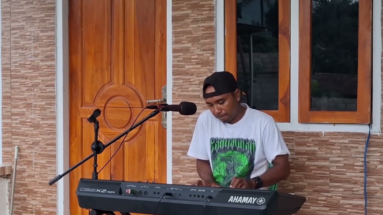 Stuck on you ( Cover by JB17)