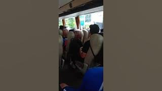 Keseruan pemain persib di dalam bus sebelum latihan  Ardi idrus, zulham zamrun, fretsbutuan