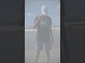 يا بحر لو موجك عالي هركب ومش شاغل بالي