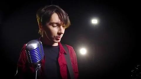 Rowan Stuart - Silver Balloon