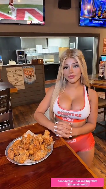 She bounces them for Tips😱 #thailand #hooters #boobs #bars #girls #bangkok #funny #hotgirl #thai  🇹🇭