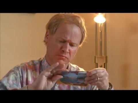 Roland på hotelrummet