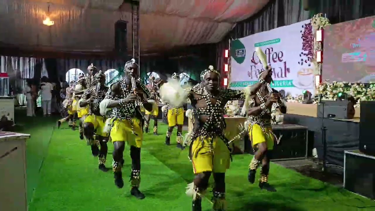 ASHARUWA JARAWA DANCERS JOS