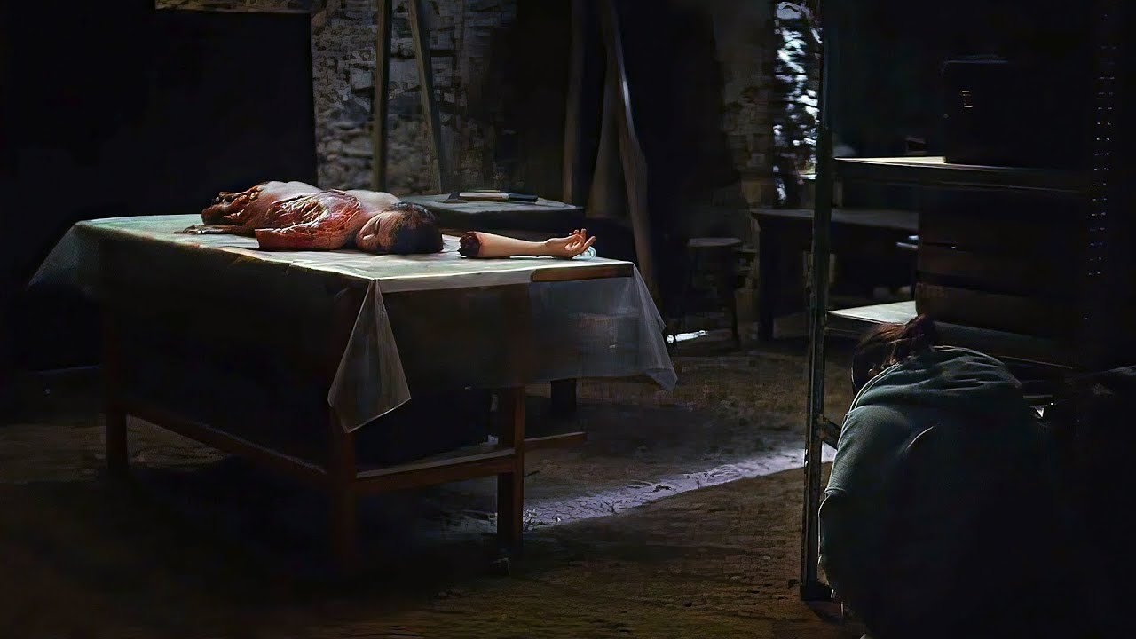 Бір апталық ашығу адам етінен тұратын шошытатын кешкі аспен аяқталады!  Фильмге шолу... 