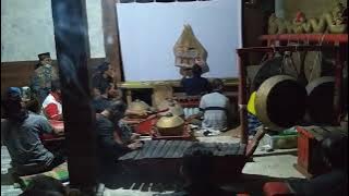 NGINTIP LATIHAN WAYANG KULIT PAK EBOK BERSAMA KISUT