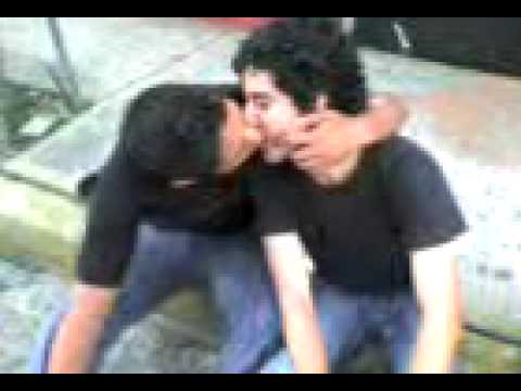 VIDEO MIGUEL BESANDOSE video miguel besandose: