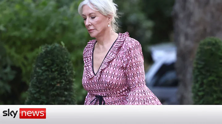 Tory leadership: Nadine Dorries retweet branded 'd...