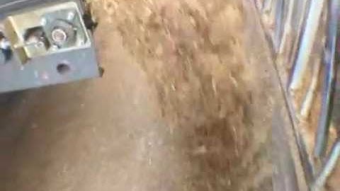 RMH Mixellent- The Discharge Process of a Self-Propelled Self-Loading Mixer Feeder