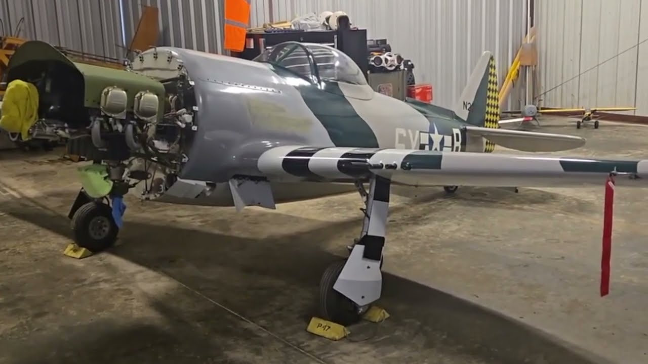War Aircraft Replicas P-47 Thunderbolt (Walk Around)