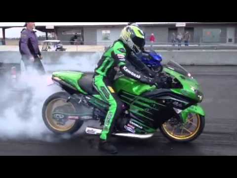 Dragbike racer Rickey Gadson sick ZX-14 burnout - YouTube
