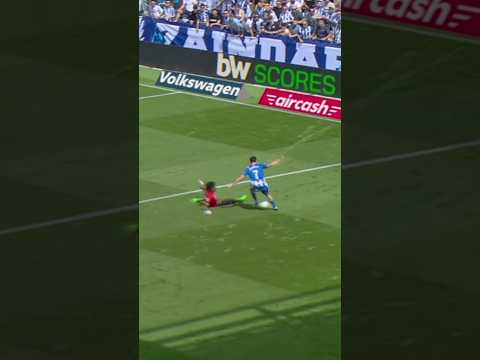 Ya avisamos cuando llego de que al chaval le molaba recortar  ✂️😜🤯#laligahighlights — football highlights