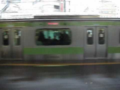 京浜東北線快速VS山手線(E231系500番台VSE233系1000番台)神田←秋葉原in吹雪