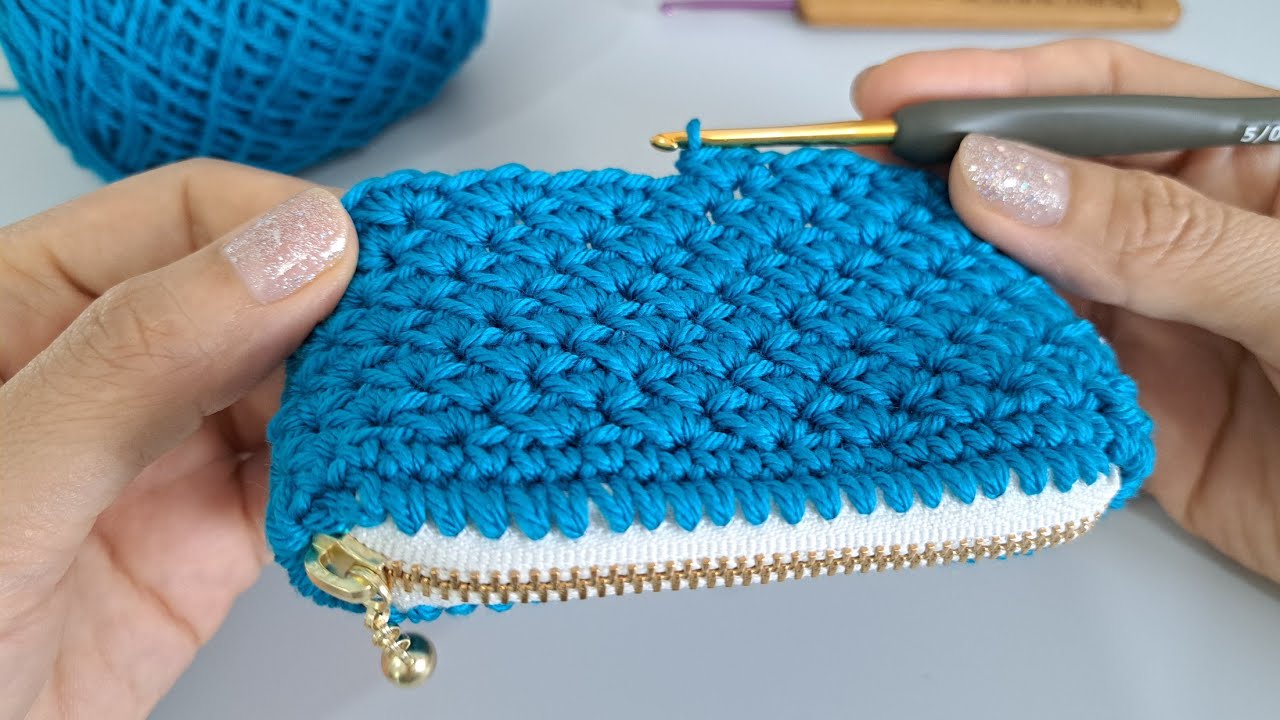 Free Crochet Pattern for Beginners Coin purse