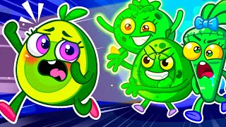 Zombie is Coming Song 😲🧟 Monster in the Dark👻 Don't Be Scared with Pit & Penny Stories🥑✨