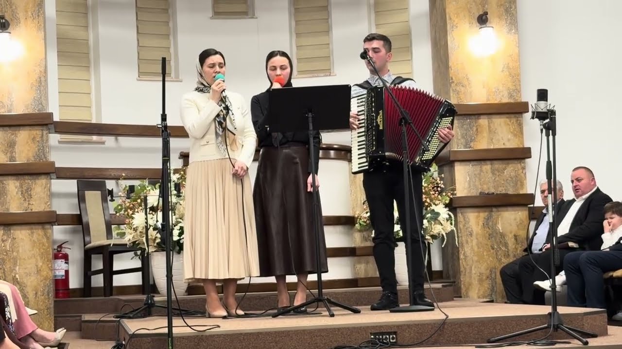 Chiar și greul e frumos • Daniela & Diana și Andrei Rusu 