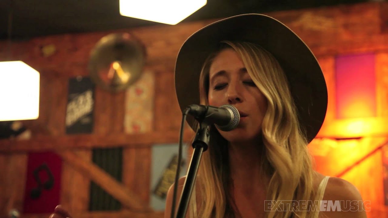 THE RIGS at The Alley - YouTube