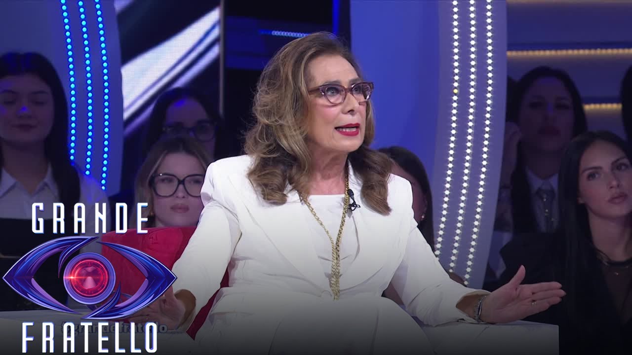 Grande Fratello - L'opinione di Cesara Buonamici su Beatrice Luzzi