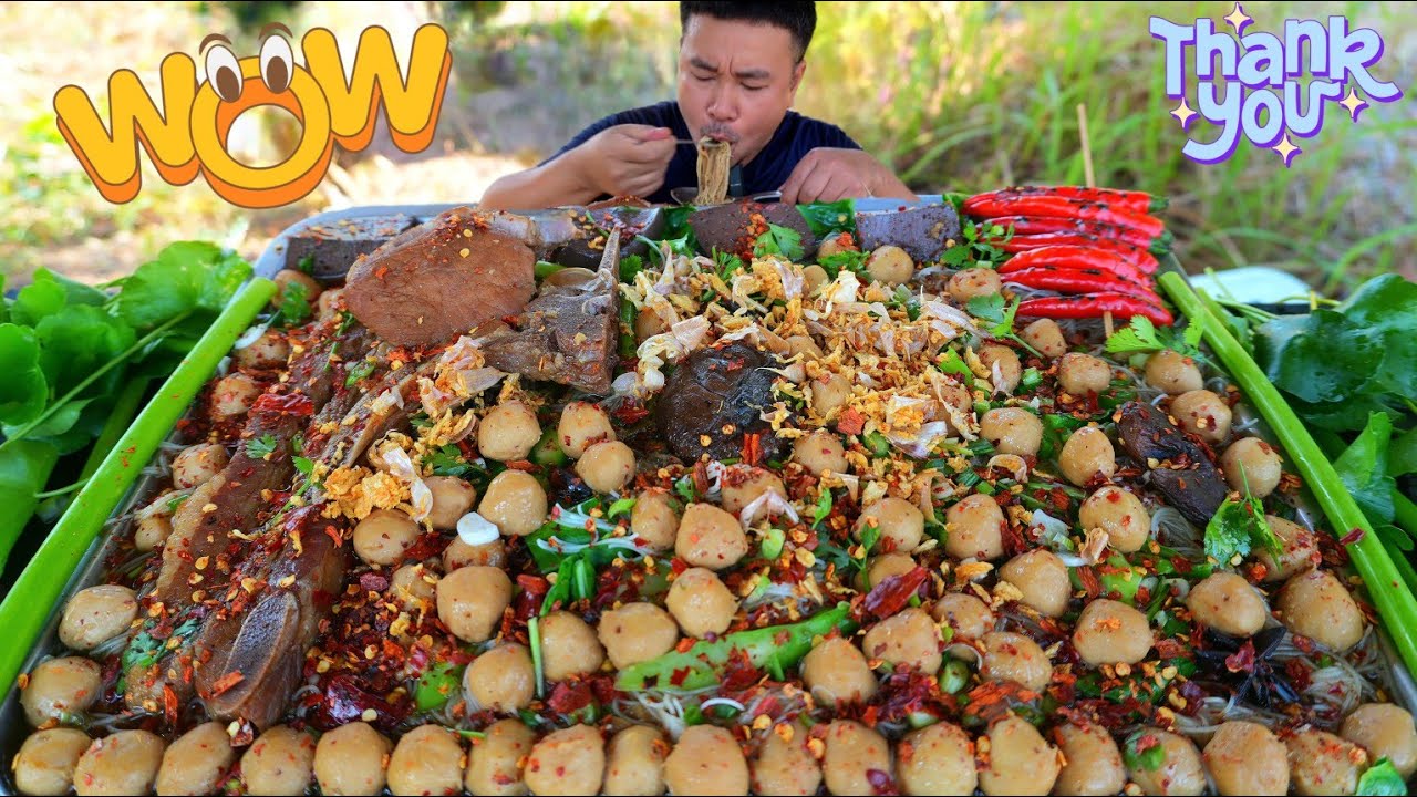 ก๋วยเตี๋ยวเส้หมี่ขาวหมูตุ๋นลูกชิ้นหมู food mukbang 