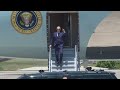 Raw footage biden lands in charlotte to speak with families of fallen officers