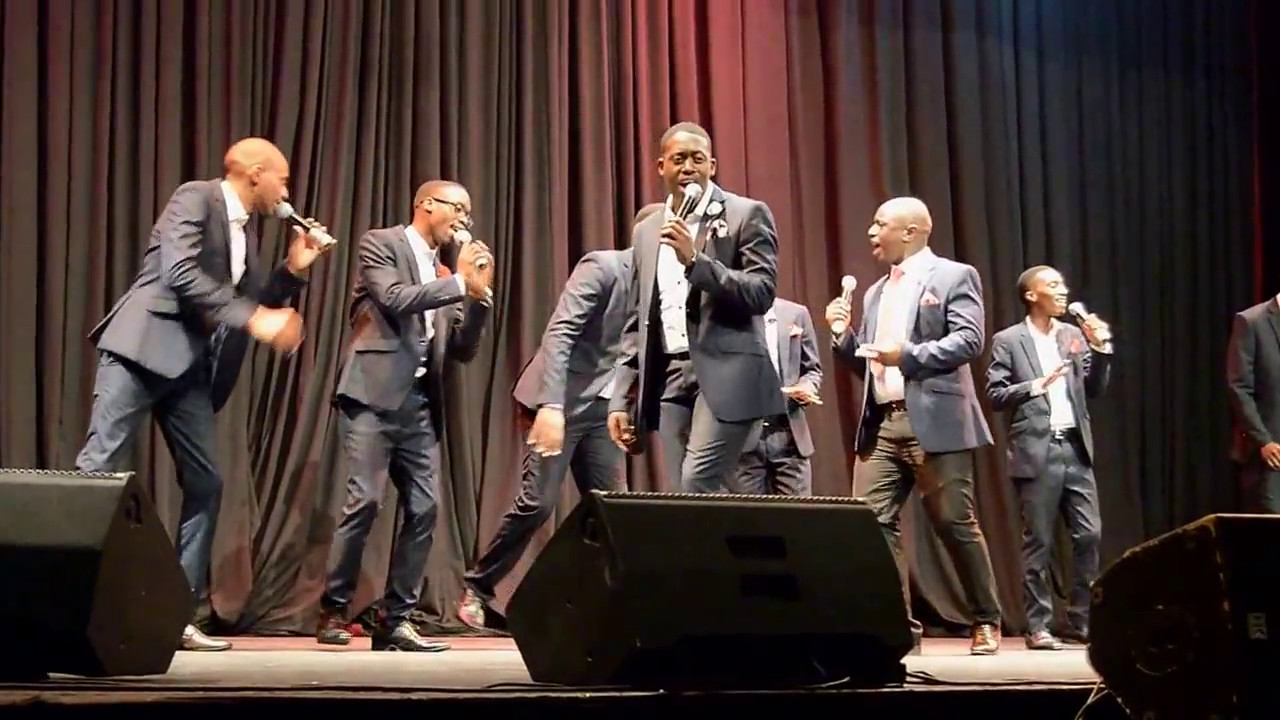 Stand Music - Sihamba Naye