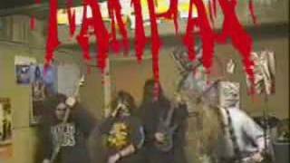 Death Metal français mythique, qui pose finement les problèmes corn...