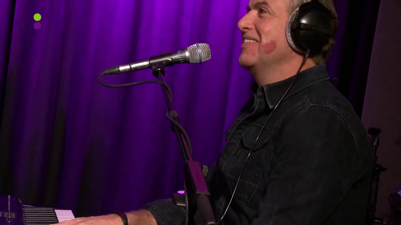 Veldhuis & Kemper zingen 'Ravijn' bij Evers Staat Op