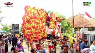 DRUNKEN, BRUTE, BUROK, YOUNG PEOPLE LIVE IN KALI GAWE VILLAGE, AUGUST 20, 2025
