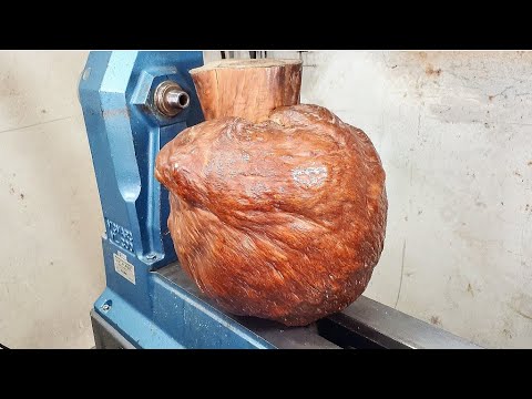 Woodturning  Dynamite wood pots !! 【職人技】杉の瘤を削る！