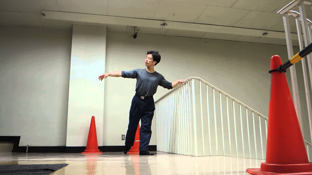 レオタードおじさん バレエの練習 Youtube レオタードおじさん バレエの練習 Youtube