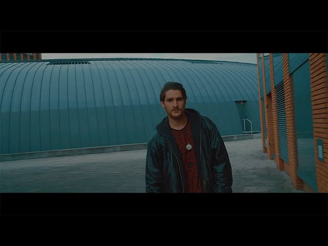 MΔRII - Um den Verstand (Official Video)