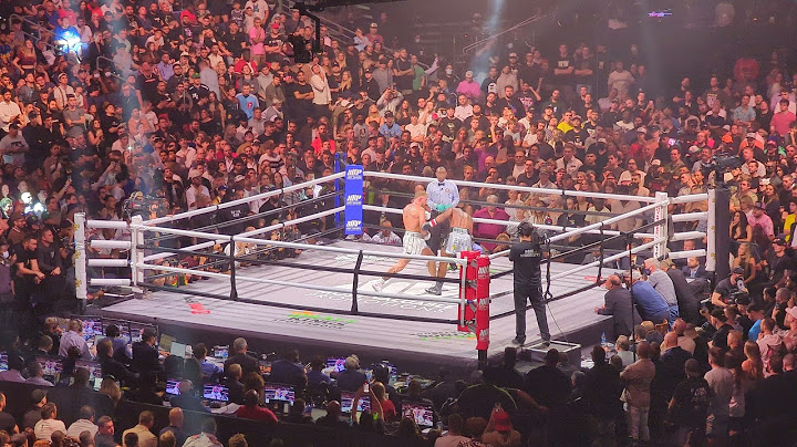 Jake Paul Knocks Out Tyron Woodley!