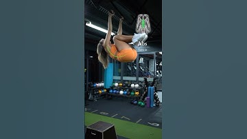 Knows the difference 🔥 Abs Vs Hip Flexors #CarolineGravity#fitnessgirls#gymgirls#workout#abs#fit