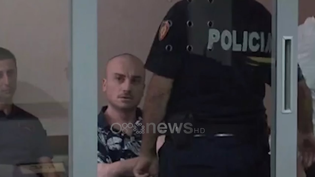 Vrasja e Edmond Papës, Andrew Bode pas kafazit prej xhami për tu ...