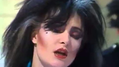 "Siouxsie And The Banshees" I'l Est N, Le Divin..