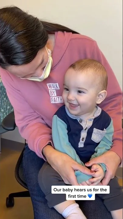 Baby's Reaction to hearing for the first time. Tha...