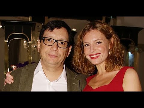 Vídeo: Tolkalina Mostrou Como Ela Olhou Para O Início Do Romance Com Konchalovsky