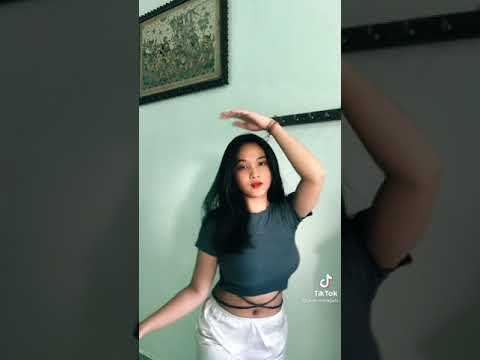 story wa cewek cantik goyang hot tiktok viral terkeren terbaru.•|mungkin dia bosan jarang digoyang•|