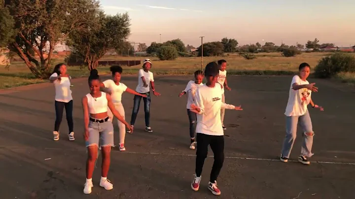 WADIBUSA DANCE CHALLENGE BY KASI GEMZ #dance #amapianodancers #dancers