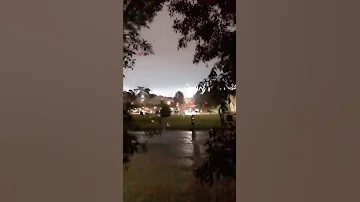 Tonnerre Puissant Très Fort 