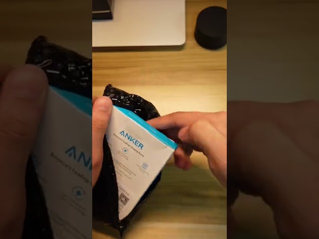 unboxing Anker 4-port Ultra Slim USB 3.0 Data Hub