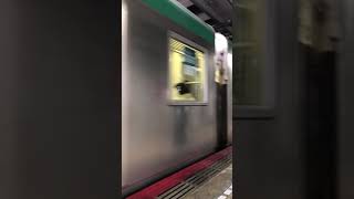 京都市営地下鉄烏丸線10系 1107編成40年間ありがとうヘッドマーク付き　竹田駅発車
