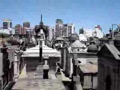 Video: Begraafplaats Recoleta In Buenos Aires - Alternatieve Mening