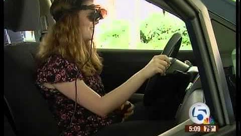 Text and driving simulator