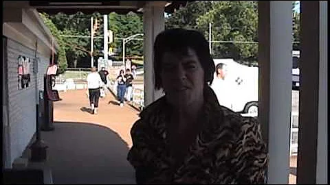 Ginger Gilmore talks about Elvis death at Elvis We...