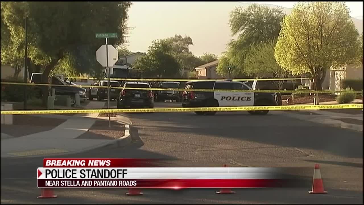 camera iphone 8 plus apk Domestic violence investigation turns into standoff