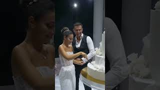 Свадьба Павла и Зепюр. Разрезание торта #прилучный #зепюр #свадьба #торт #актеры #киноактеры