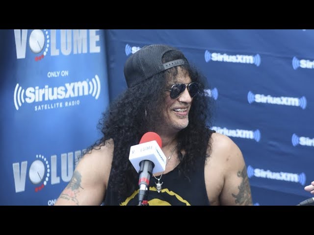 Guns N' Roses: The Real Reason Why Slash Quit Smoking