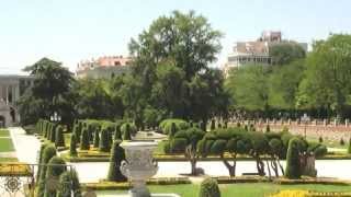 Madrid Gardens Green Landscape Topiary Rose Plants Spanish Parks Spain by BK Bazhe.com