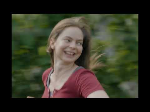 Little Trouble Girls (offizieller dt. Trailer)