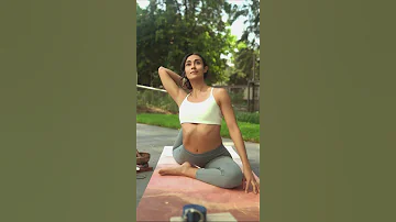 Relaxing Yoga Music  Meditation Music #Relaxingyogamusic #yoga #Relaxing #Shorts